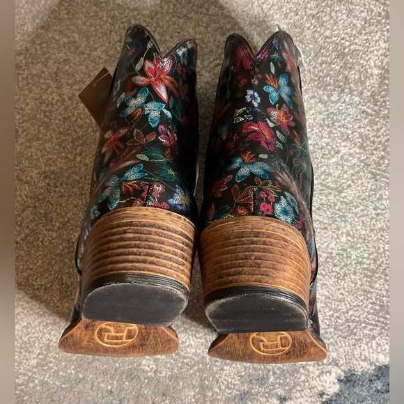 Roper Black Floral Embroidered Cowgirl Boots - Size 9.5 - Picture 11 of 16